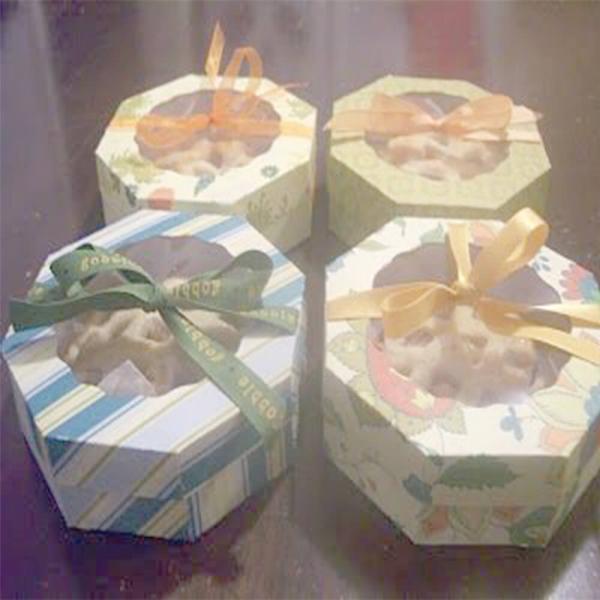 Octagon Cut Pastry Box at Wholesale Price